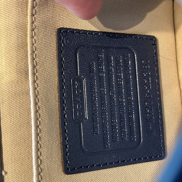 NWOT Coach midsized bag with removable tassel. Navy Citrine Leather shoulder bag - Picture 13 of 16